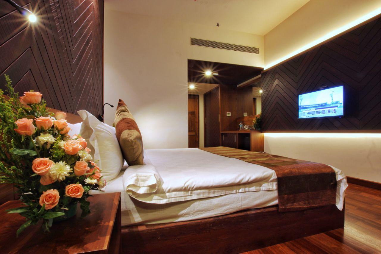 Woodies Bleisure Hotel Кожикоде Экстерьер фото